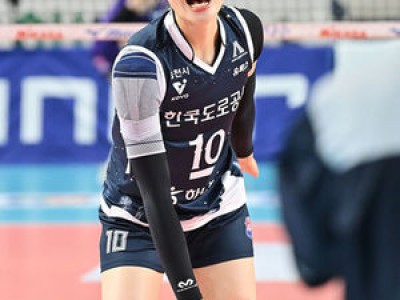 김은중 감독 선수들에 부담감 내려놓자 말했다