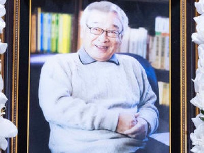 이순재 빈소에서 후배들 배웅 받아