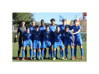 이탈리아 U-15 축구팀 중국에 패배하며 몰락 경고음